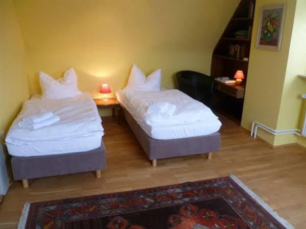 Gaestehaus Schmitt Erlangen Ngoại thất bức ảnh